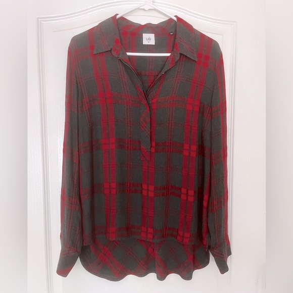 🛍️ 3 For $10 🛍️ CAbi #3587 Cunningham Plaid Popover Red Gray, Size M - Picture 3 of 8